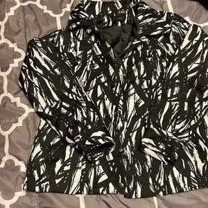 Jobis Black and White Button down jacket